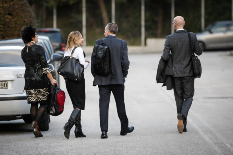 Απόσταση ανάμεσα σε κυβέρνηση και τρόικα για κόκκινα δάνεια και Νόμο Κατσέλη – Τι μηνύματα έστειλαν οι δανειστές | Newsit.gr Απόσταση ανάμεσα σε κυβέρνηση και τρόικα για κόκκινα δάνεια και Νόμο Κατσέλη – Τι μηνύματα έστειλαν οι δανειστές | Newsit.gr