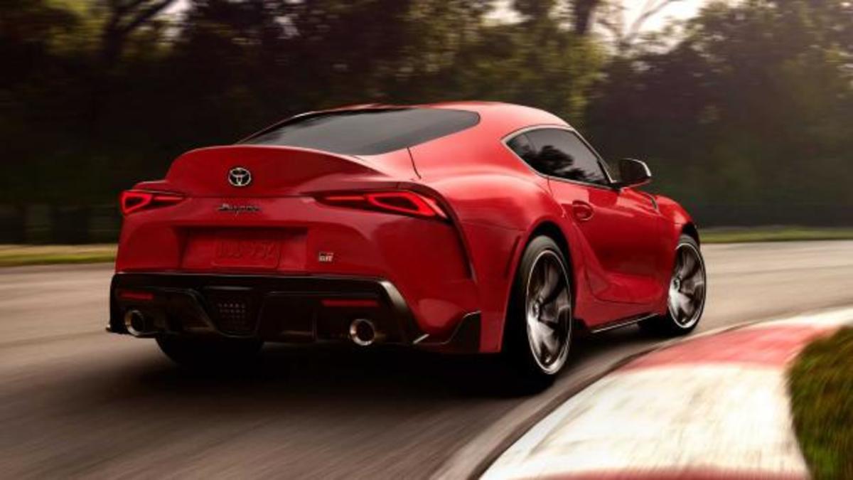 Νέα Toyota Supra: Η επιστροφή ενός θρύλου! [vids]