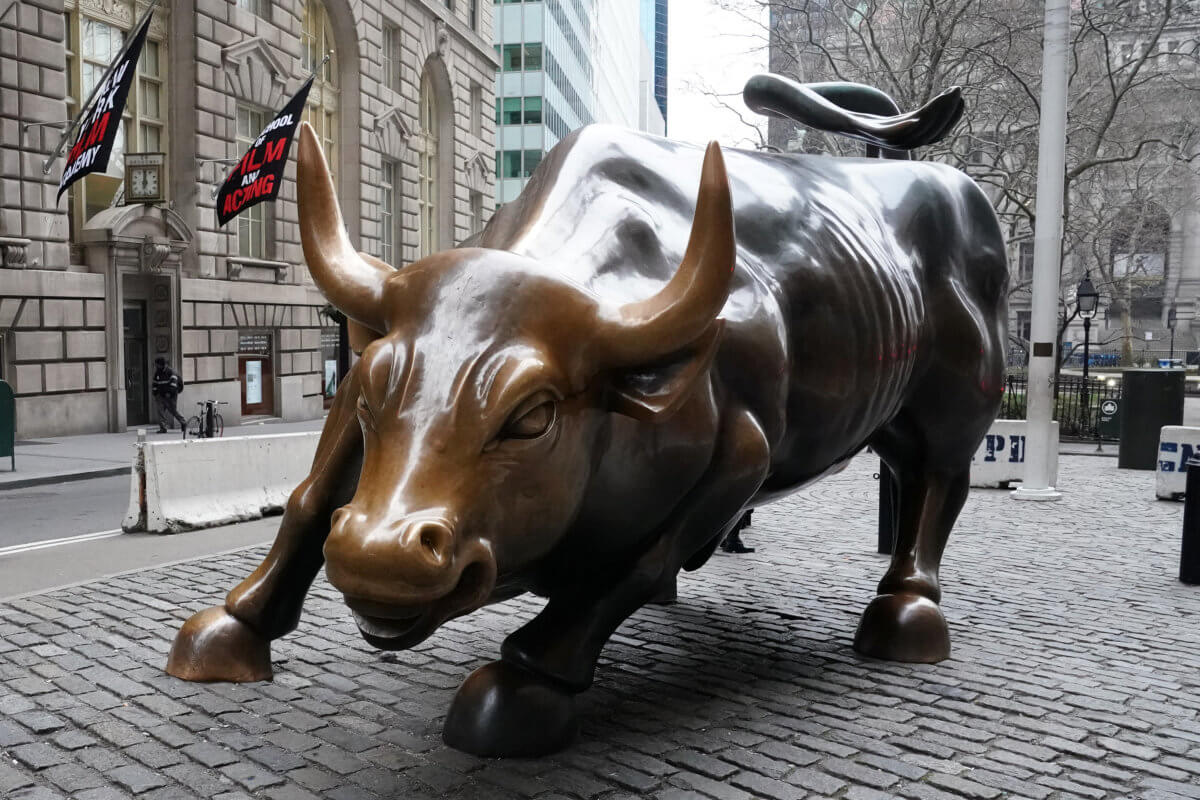 “Άνευρη” συνεδρίαση στην Wall Street