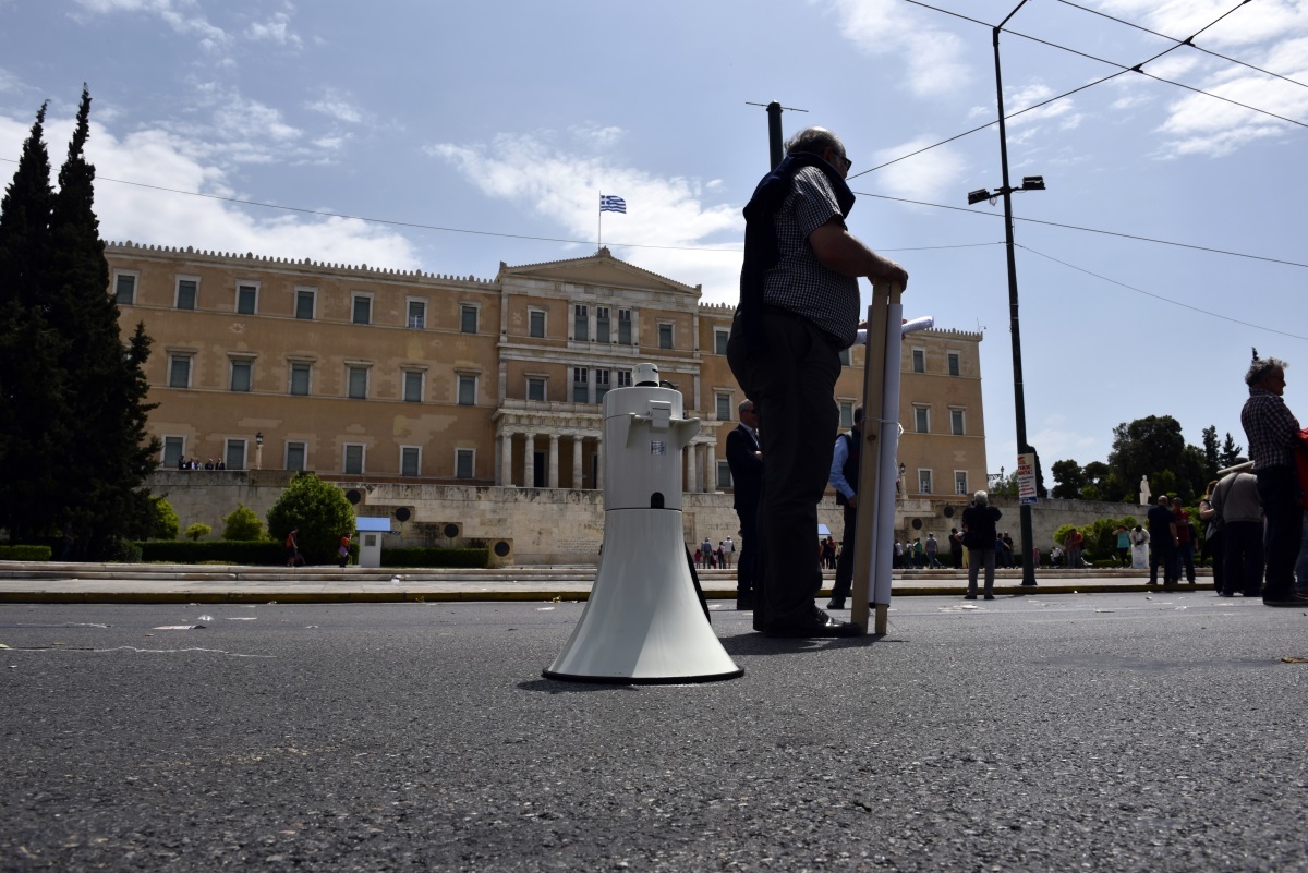 Απεργία ΑΔΕΔΥ σήμερα: Πορεία και συγκέντρωση στην Αθήνα – Κλειστά σχολεία, νεκρώνει το Δημόσιο