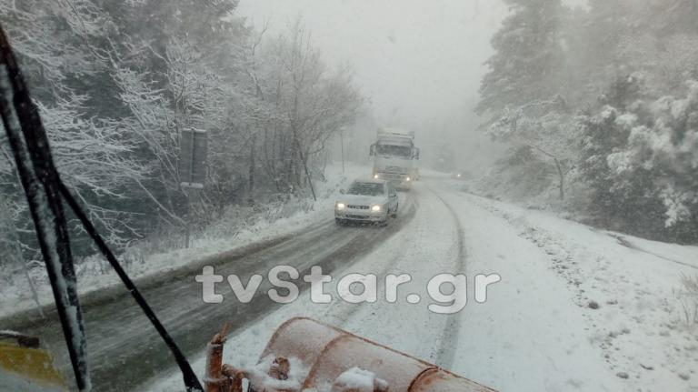 Χωρίς ρεύμα αρκετά χωριά στην Εύβοια λόγω της κακοκαιρίας | Newsit.gr Χωρίς ρεύμα αρκετά χωριά στην Εύβοια λόγω της κακοκαιρίας | Newsit.gr