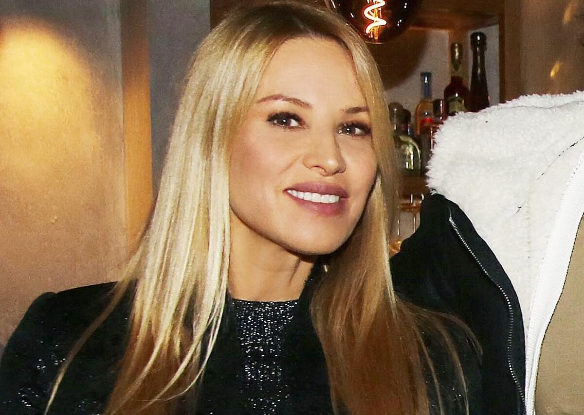 Αννίτα Ναθαναήλ: Βούτηξε στη θάλασσα παρά το κρύο της εποχής! [pics]