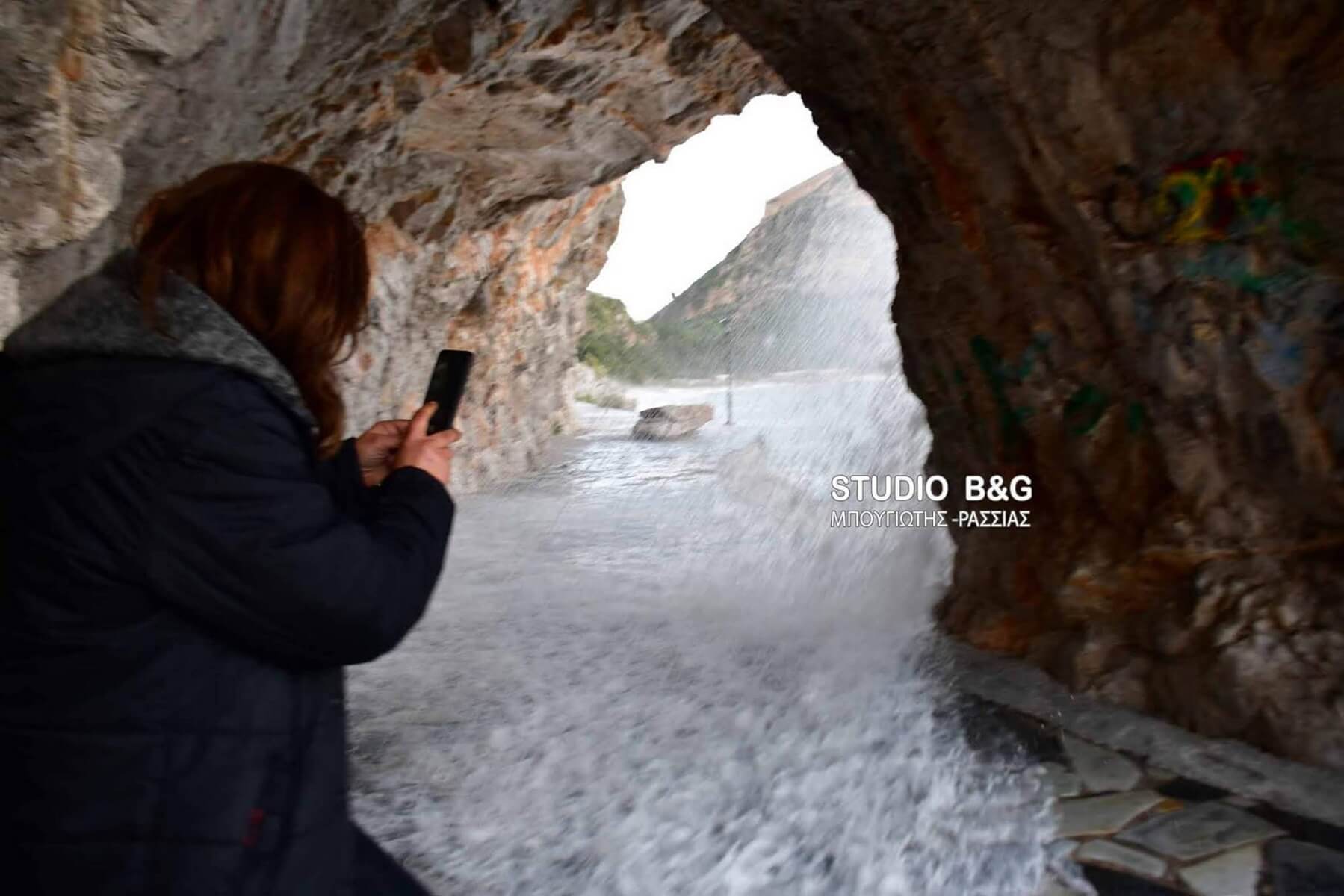 Αργολίδα: Η θάλασσα βγήκε στη στεριά [pics]