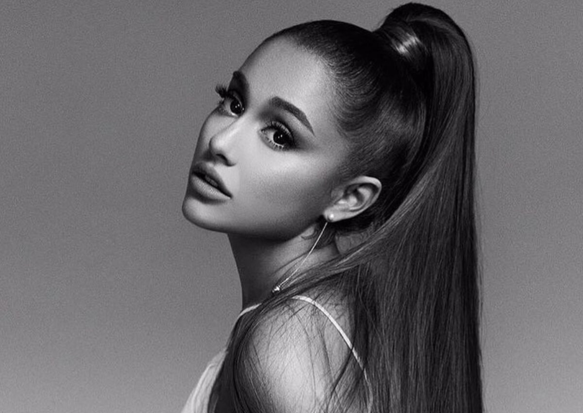 Ariana Grande: Έκανε λάθος τατουάζ! Δεν θα πιστέψεις τι ήθελε να γράψει και τι… έγραψε