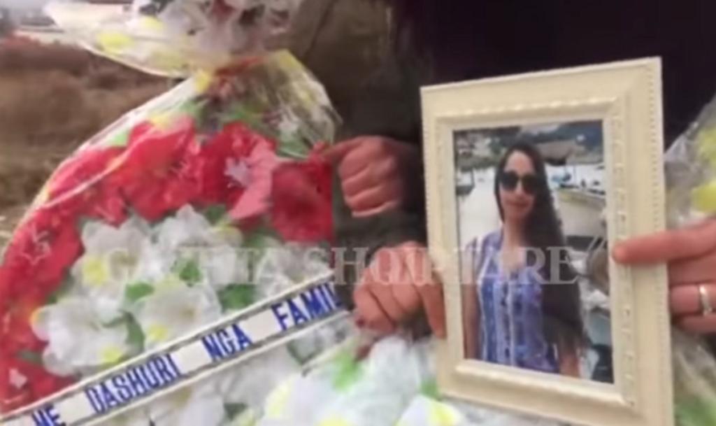 Θρήνος στην κηδεία της άτυχης Αντζελίνας – video