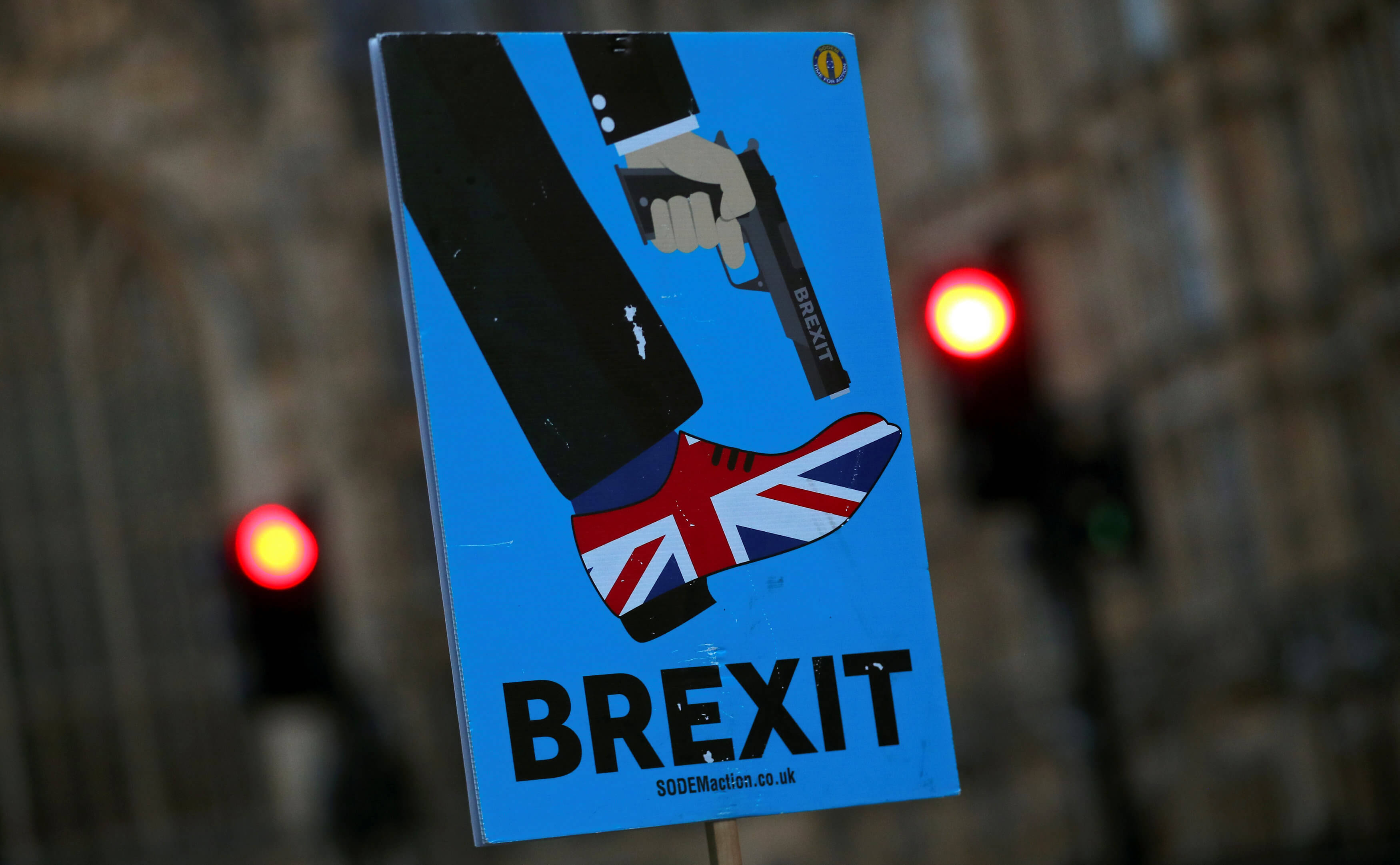 Δεν θέλει Brexit χωρίς συμφωνία η Τερέζα Μέι αλλά δεν το αποκλείει…