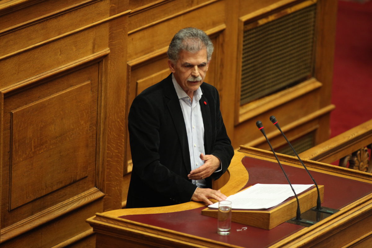 Δανέλλης: “Δεν έστειλα τίποτα” δηλώνει ο 43χρονος κατηγορούμενος για τα απειλητικά sms