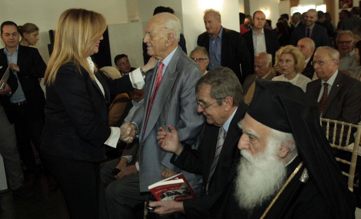 Όταν ο Αλέξης συνάντησε την Φώφη στο σπίτι του Αντώνη Λιβάνη!