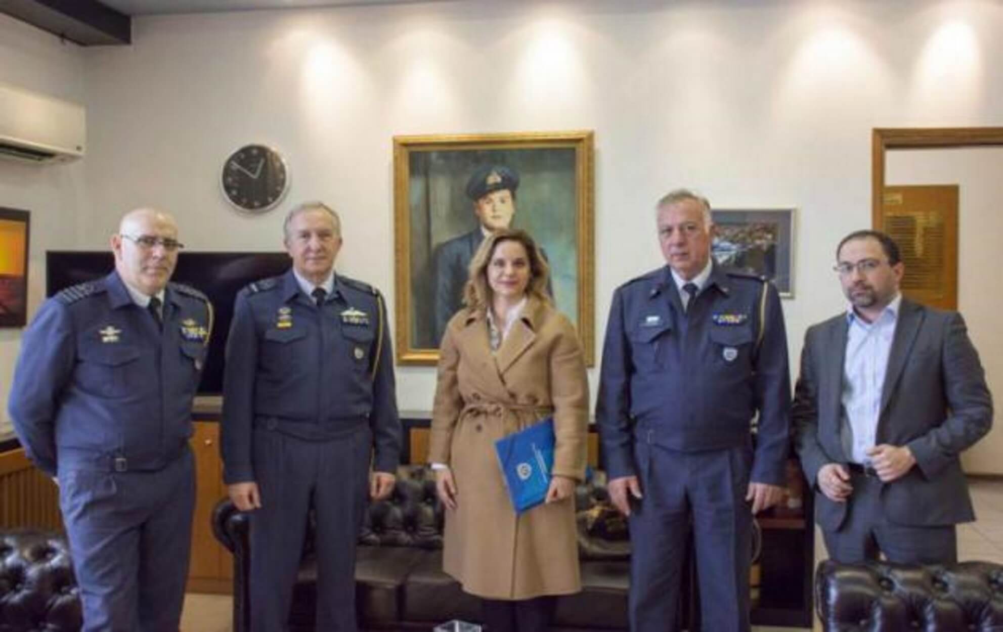 “Έπεσαν οι υπογραφές” για “ΙΡΙΔΑ” και “HRM” της Πολεμικής Αεροπορίας και της ΓΕΓΚΑΔ!