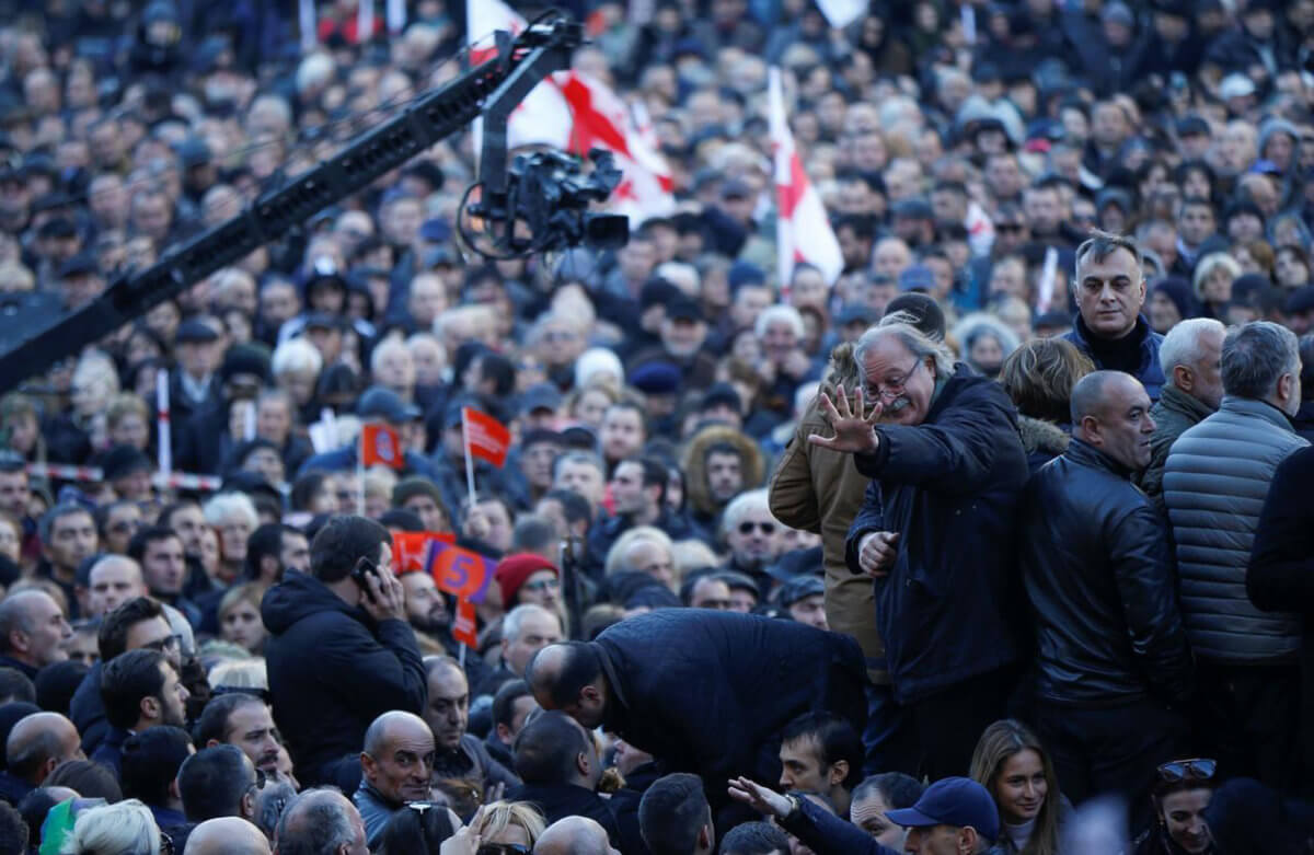 Ρωσία: “Καμπάνα” για τις απελάσεις Γεωργιανών – Υποχρεώνεται σε αποζημίωση 10 εκατ. ευρώ