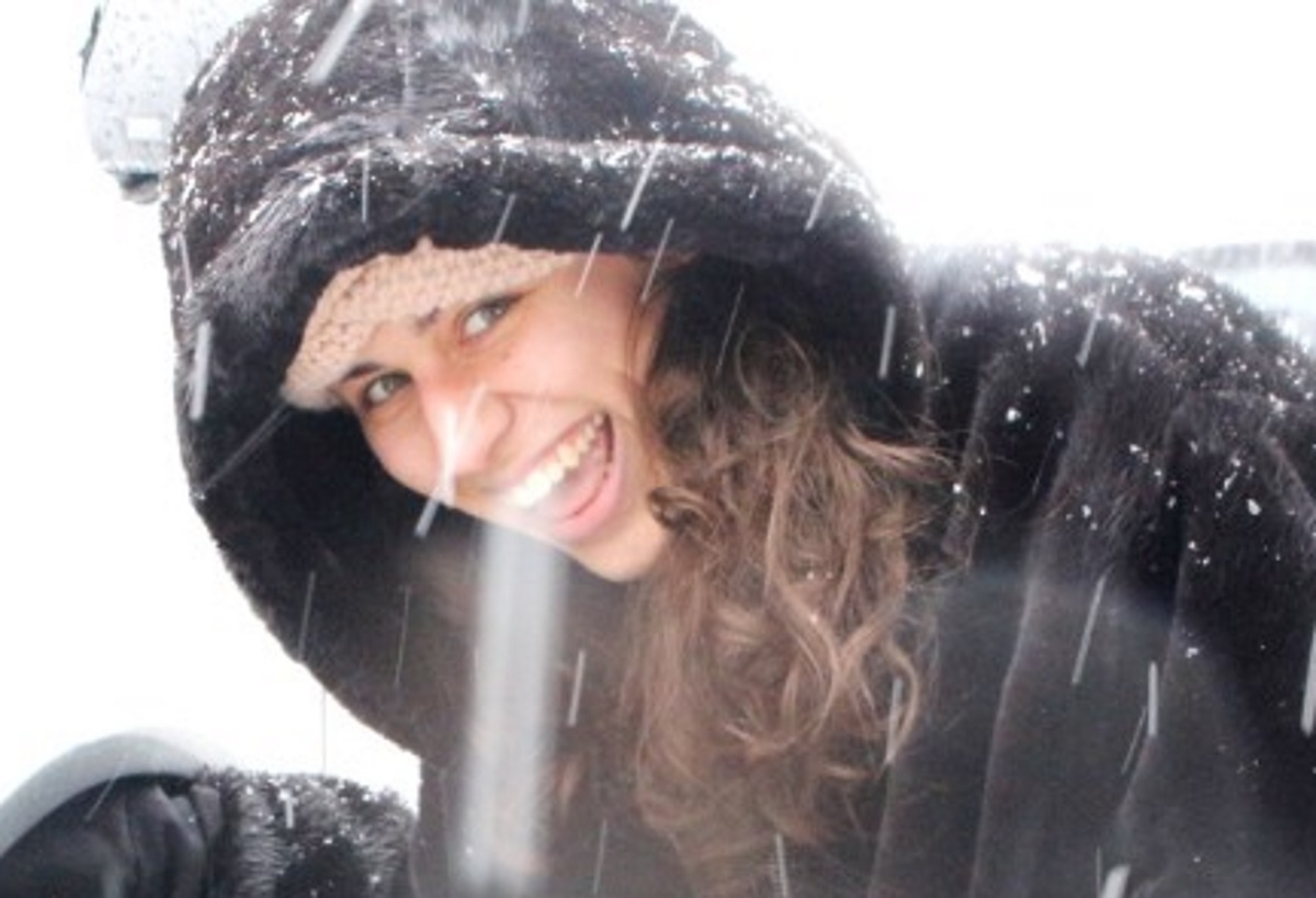 Καιρός: Η γυναίκα που έκλεψε την παράσταση στα χιόνια – Έτσι τους έβαλε τα γυαλιά – video