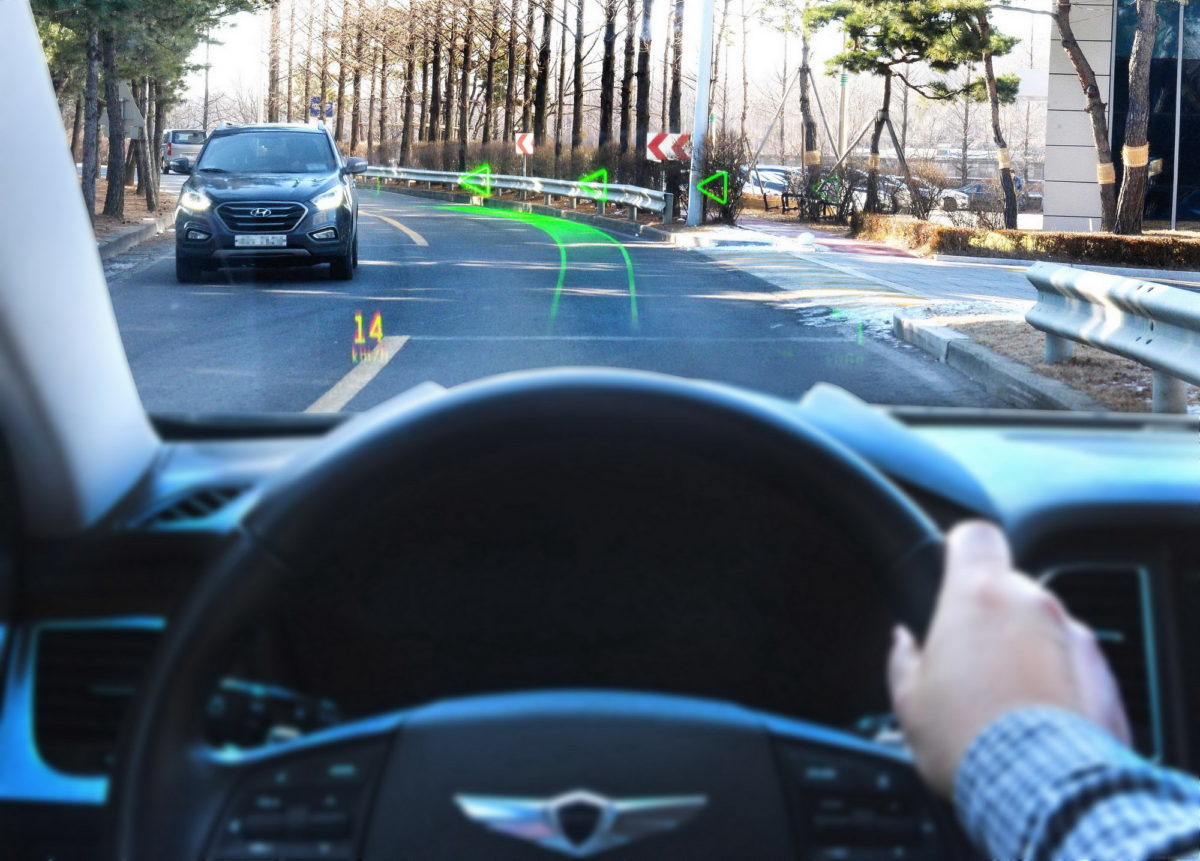 Oλογραφικό head-up display στα αυτοκίνητα της Hyundai