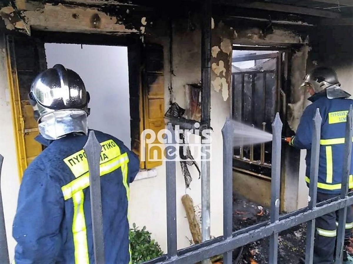 Ηλεία: Λαμπάδιασε σπίτι από τζάκι – Στο “τσακ” σώθηκαν δύο γυναίκες