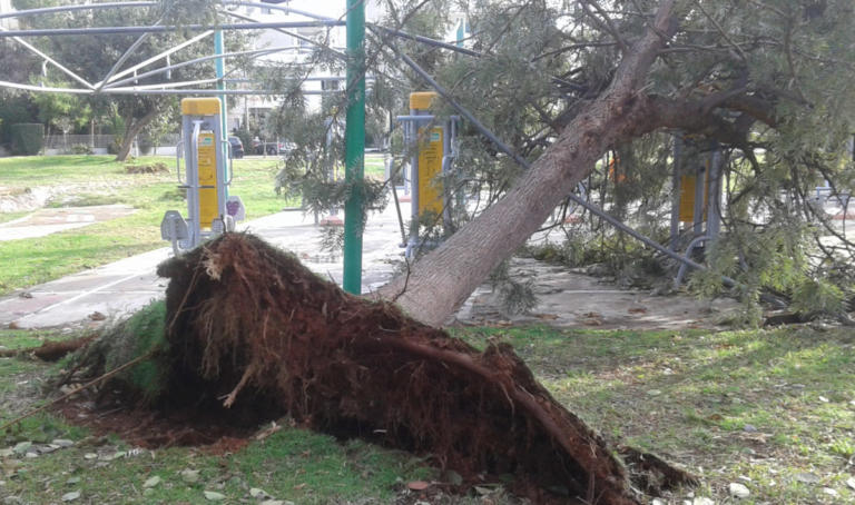 Μπλακ άουτ στα νότια προάστια της Αττικής – Προβλήματα και σε άλλες περιοχές