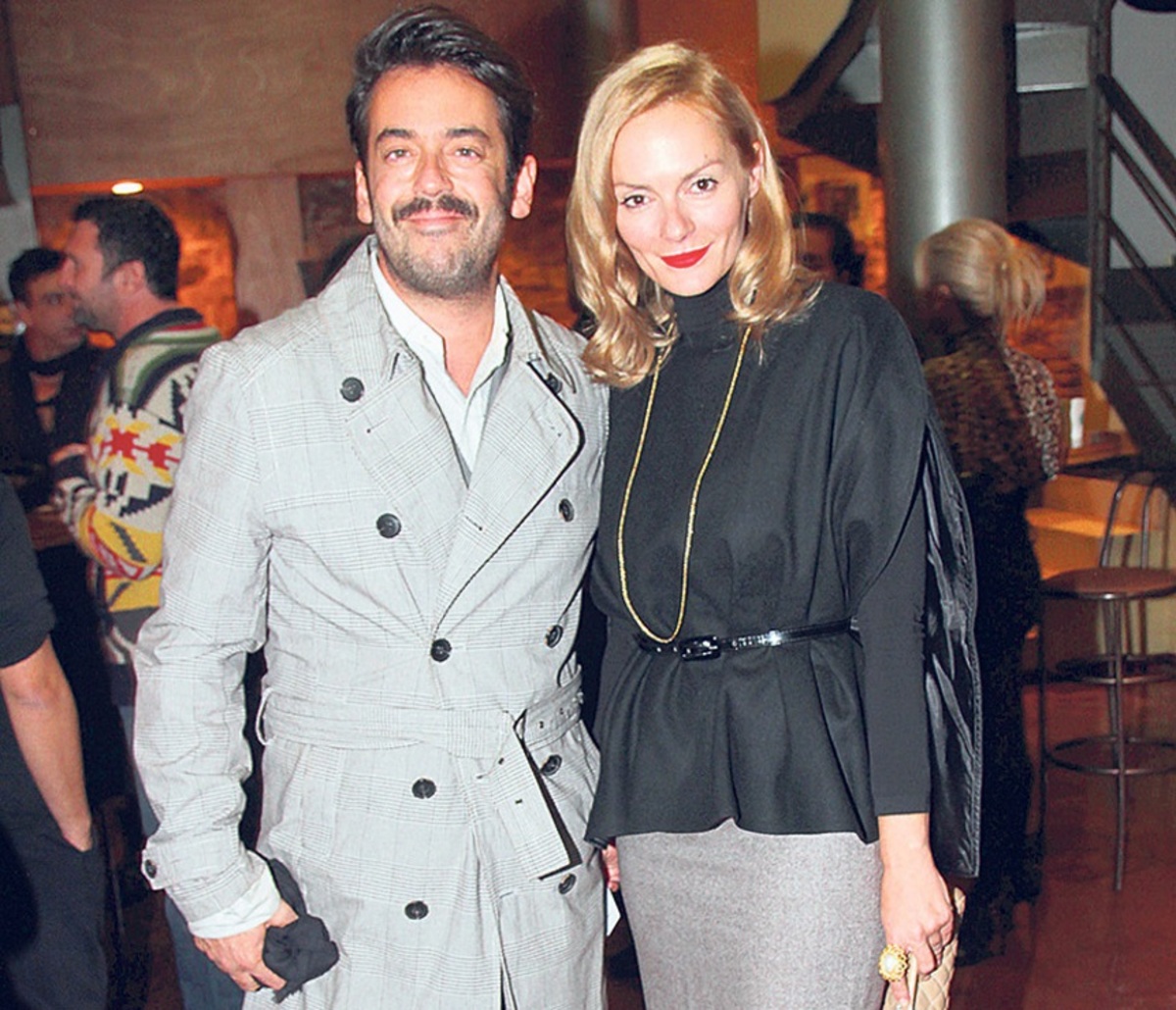 Πάνος Καλλίτσης – Έλενα Χριστοπούλου: Σαν δυο ξένοι στη δίκη για την αιματηρή ληστεία σε βάρος τους!