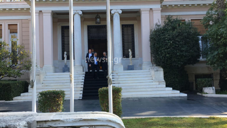 Live: Καμμένος και ΑΝΕΛ τέλος από την κυβέρνηση! | Newsit.gr