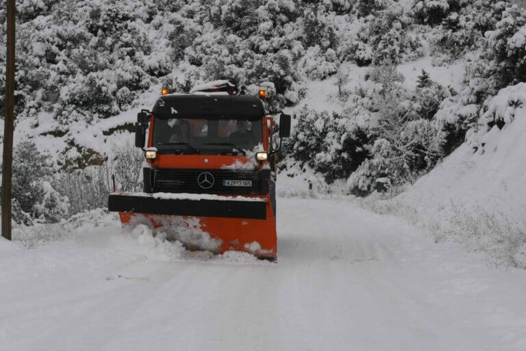 Χιονοπτώσεις στη δυτική Μακεδονία – Με καθυστέρηση η έναρξη των μαθημάτων στα σχολεία | Newsit.gr Χιονοπτώσεις στη δυτική Μακεδονία – Με καθυστέρηση η έναρξη των μαθημάτων στα σχολεία | Newsit.gr