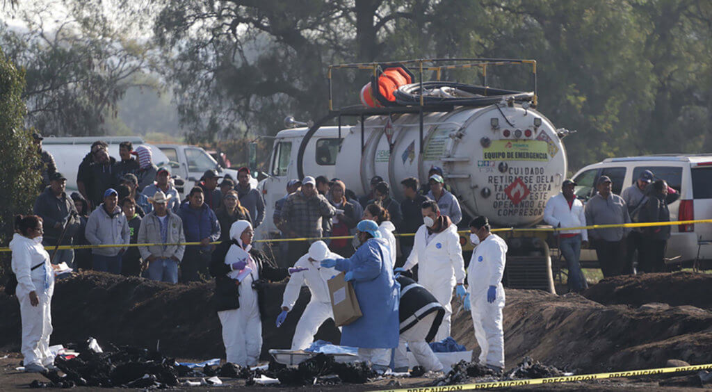 Τραγωδία χωρίς τέλος στο Μεξικό: 107 οι νεκροί από την έκρηξη σε αγωγό καυσίμων