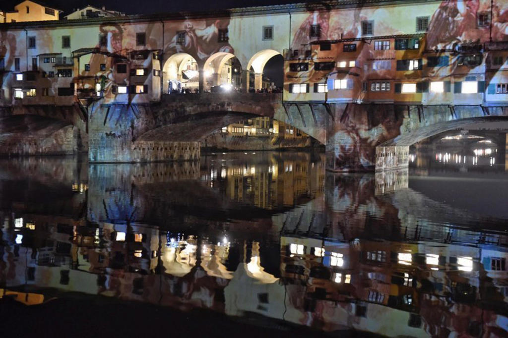 Φλωρεντία: Έπιασαν ανήλικη Ελληνίδα για βανδαλισμό στη Ponte Vecchio