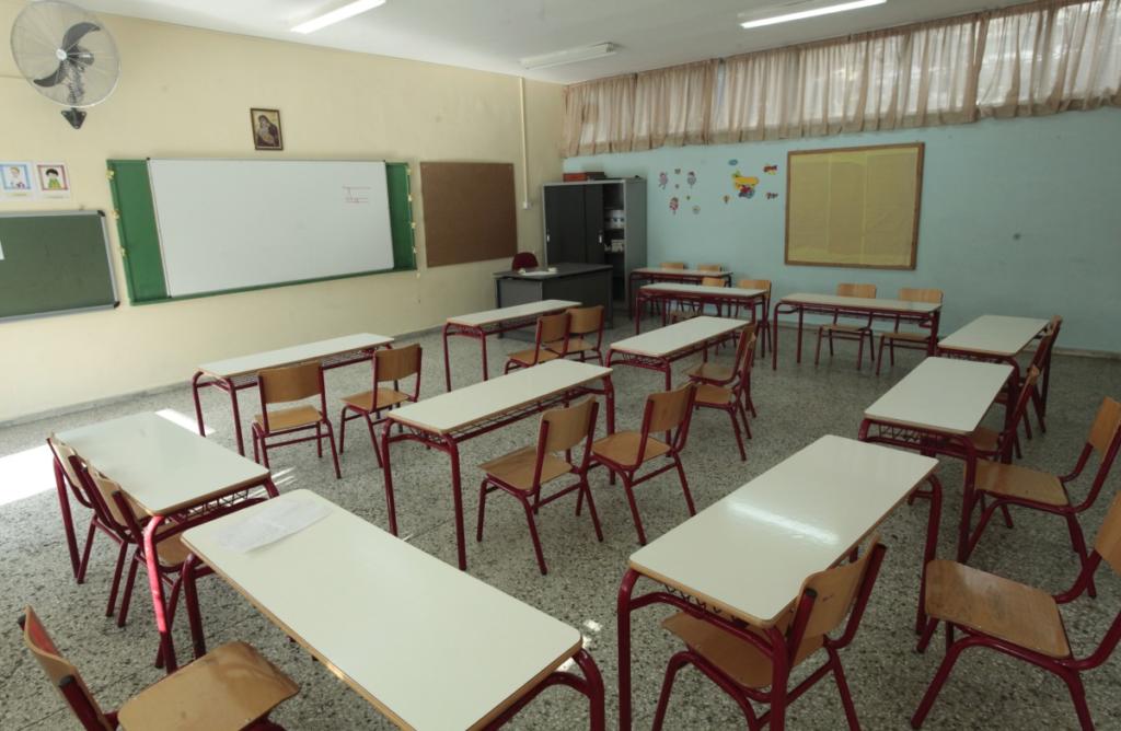 Κλειστά σχολεία σε Αθήνα και Αττική αύριο [08/01] – Συνεχής ενημέρωση