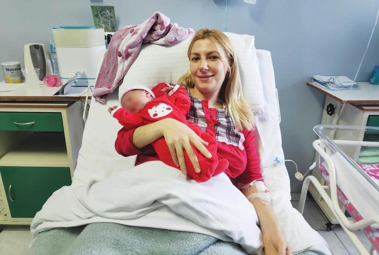 Ροδόπη: Οι 8 λέξεις της μητέρας που γέννησε το πρώτο μωρό του 2019 – Η φωτογραφία της απόλυτης ευτυχίας!