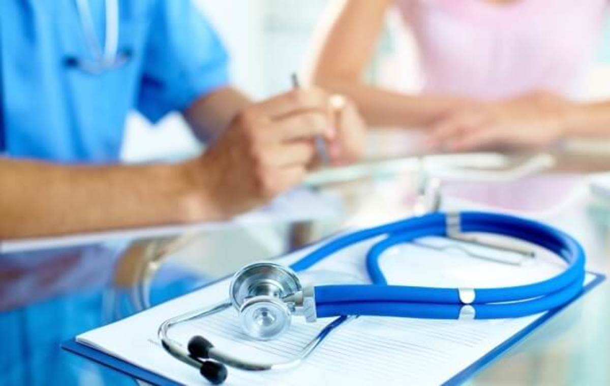 Με… απευθείας πρόσκληση η υπεύθυνη επικοινωνίας για τη νέα ΠΦΥ