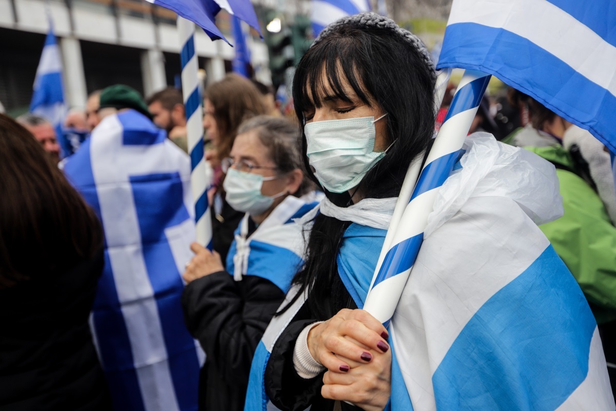 Δέκα ή δεκάδες οι τραυματίες από τα επεισόδια στο Σύνταγμα;