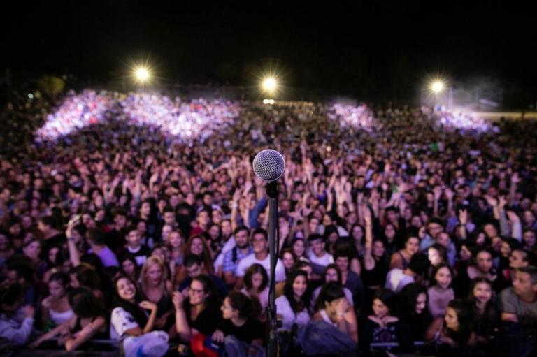 Νίκαια: “Λίφτινγκ” αξίας 400.000 ευρώ στο Κατράκειο Θέατρο | Newsit.gr Νίκαια: “Λίφτινγκ” αξίας 400.000 ευρώ στο Κατράκειο Θέατρο | Newsit.gr