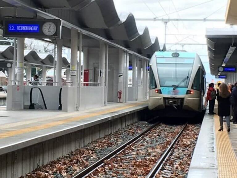 Σε 3 ώρες και 40 λεπτά Αθήνα – Θεσσαλονίκη! Παραδόθηκε η νέα σιδηροδρομική γραμμή | Newsit.gr Σε 3 ώρες και 40 λεπτά Αθήνα – Θεσσαλονίκη! Παραδόθηκε η νέα σιδηροδρομική γραμμή | Newsit.gr