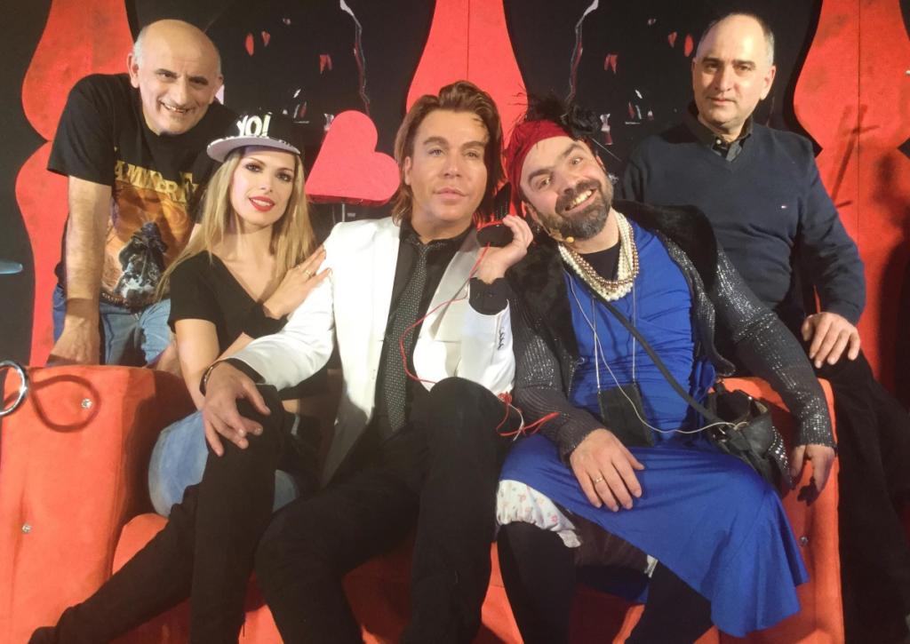 «Γόβα παρθένα»: Τρύφωνας Σαμαράς και Τάκης Βαμβακίδης έκαναν θεατρική πρεμιέρα![pics,vid]