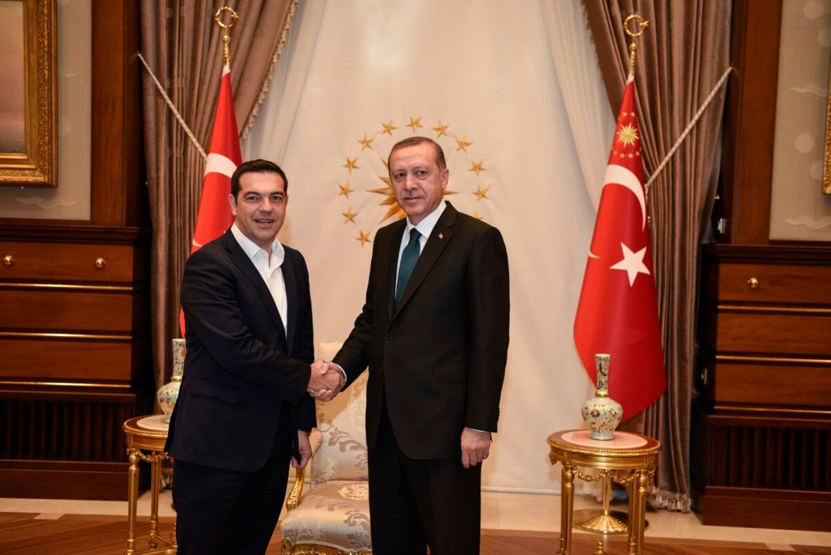 Εκπρόσωπος Ερντογάν: Με τον Τσίπρα θα μιλήσουμε για τους… Τούρκους της Θράκης και για τα νησιά