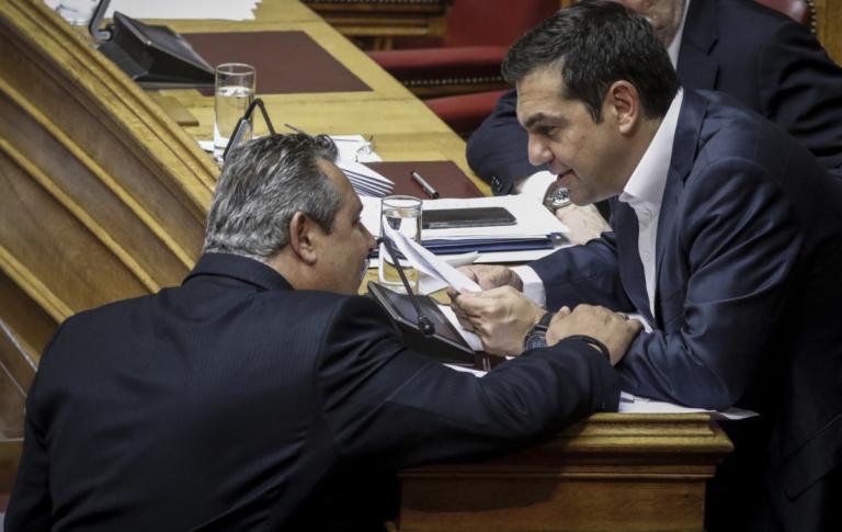 Το σκίτσο του Αρκά για τις πολιτικές εξελίξεις που γονάτισε το ίντερνετ