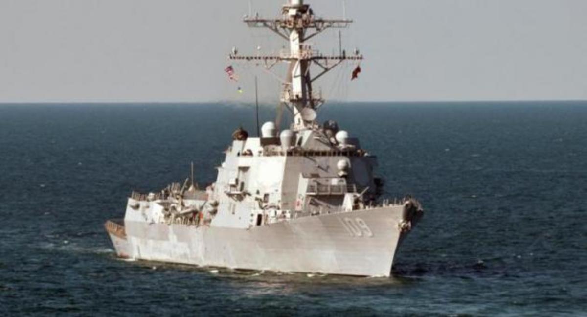 “Τύμπανα πολέμου” ΗΠΑ – Κίνας – Πολεμικά πλοία στη Νότια Σινική Θάλασσα!