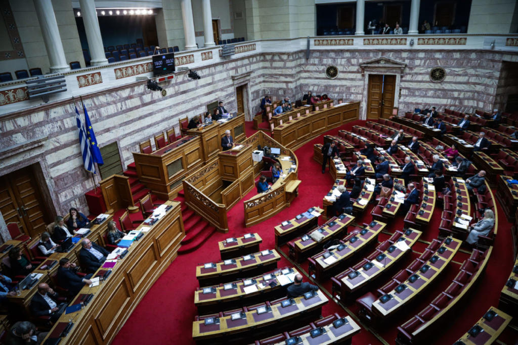 Χαμός στη Βουλή! “Σφάχθηκαν” Πολάκης, Μανιός και Οικονόμου! Όλοι οι διάλογοι