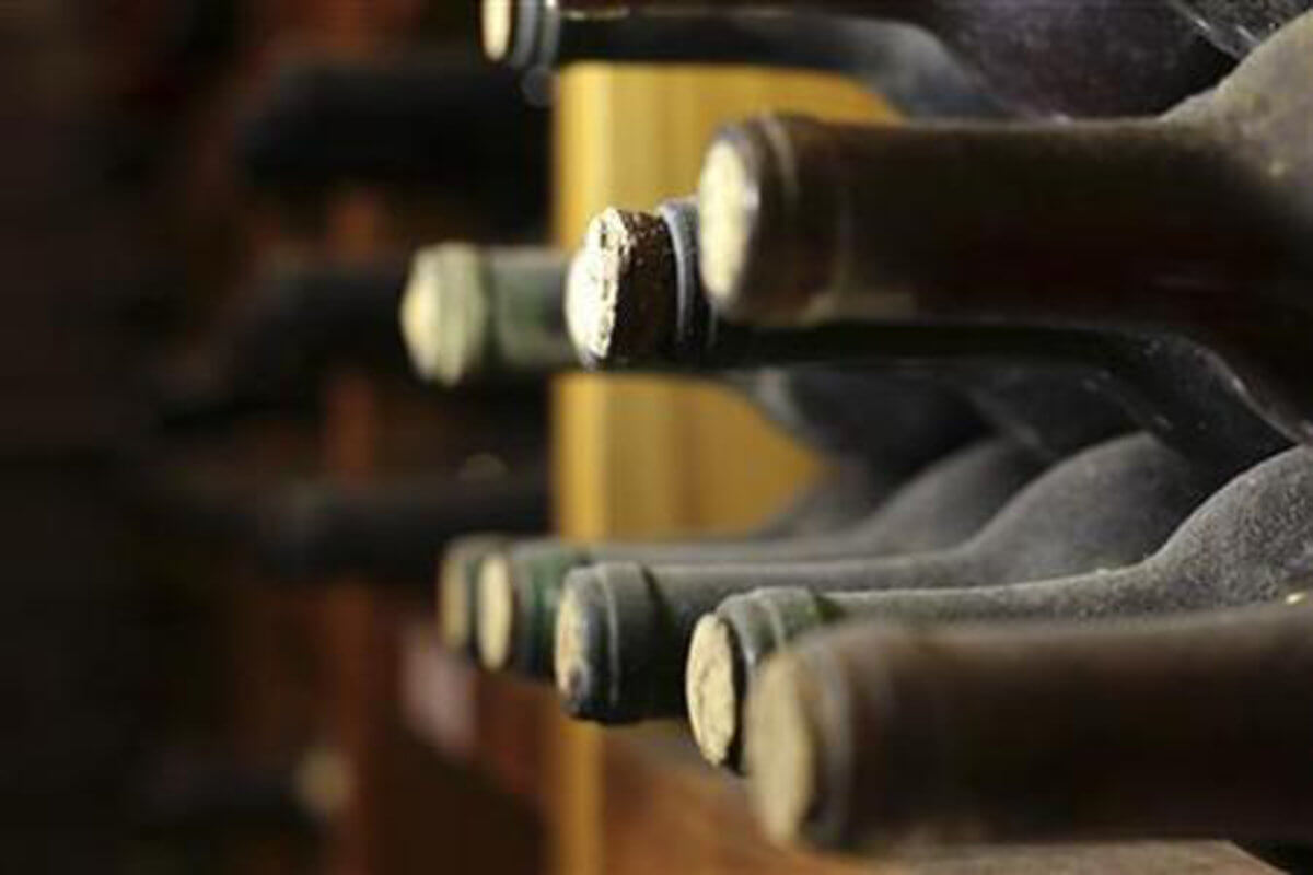 Η Βουργουνδία… ξανανιώνει – Εργασίες αποκατάστασης στου αμπελώνες του εκλεκτού κρασιού