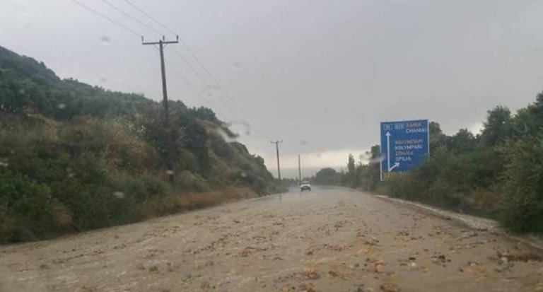 Χανιά: Εκκλήσεις στους οδηγούς να αποφεύγουν τις μετακινήσεις! | Newsit.gr Χανιά: Εκκλήσεις στους οδηγούς να αποφεύγουν τις μετακινήσεις! | Newsit.gr