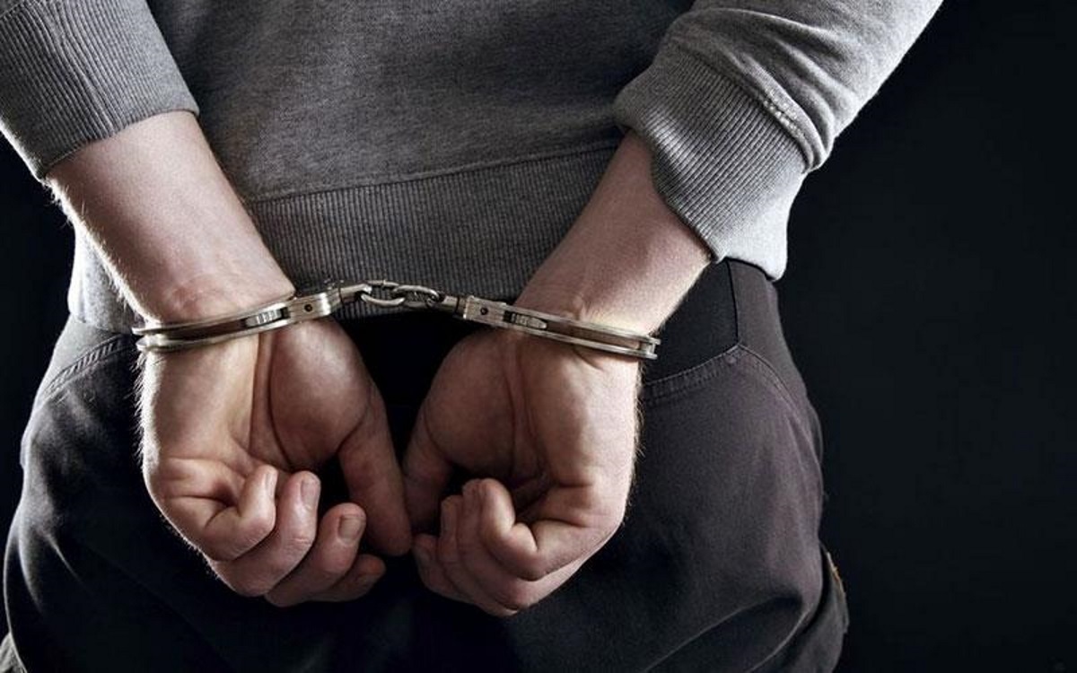 Συνελήφθη δημοσιογράφος και παρουσιαστής για ακάλυπτες επιταγές!