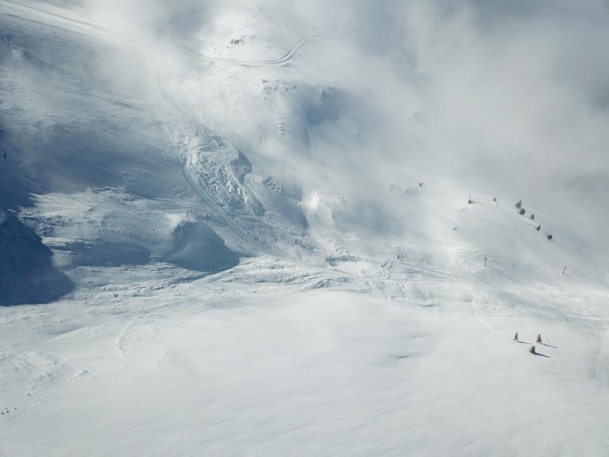 Καλάβρυτα: Χιονοστιβάδα 1 εκατ. τόνων εξαφάνισε πίστα στο χιονοδρομικό κέντρο! – Video