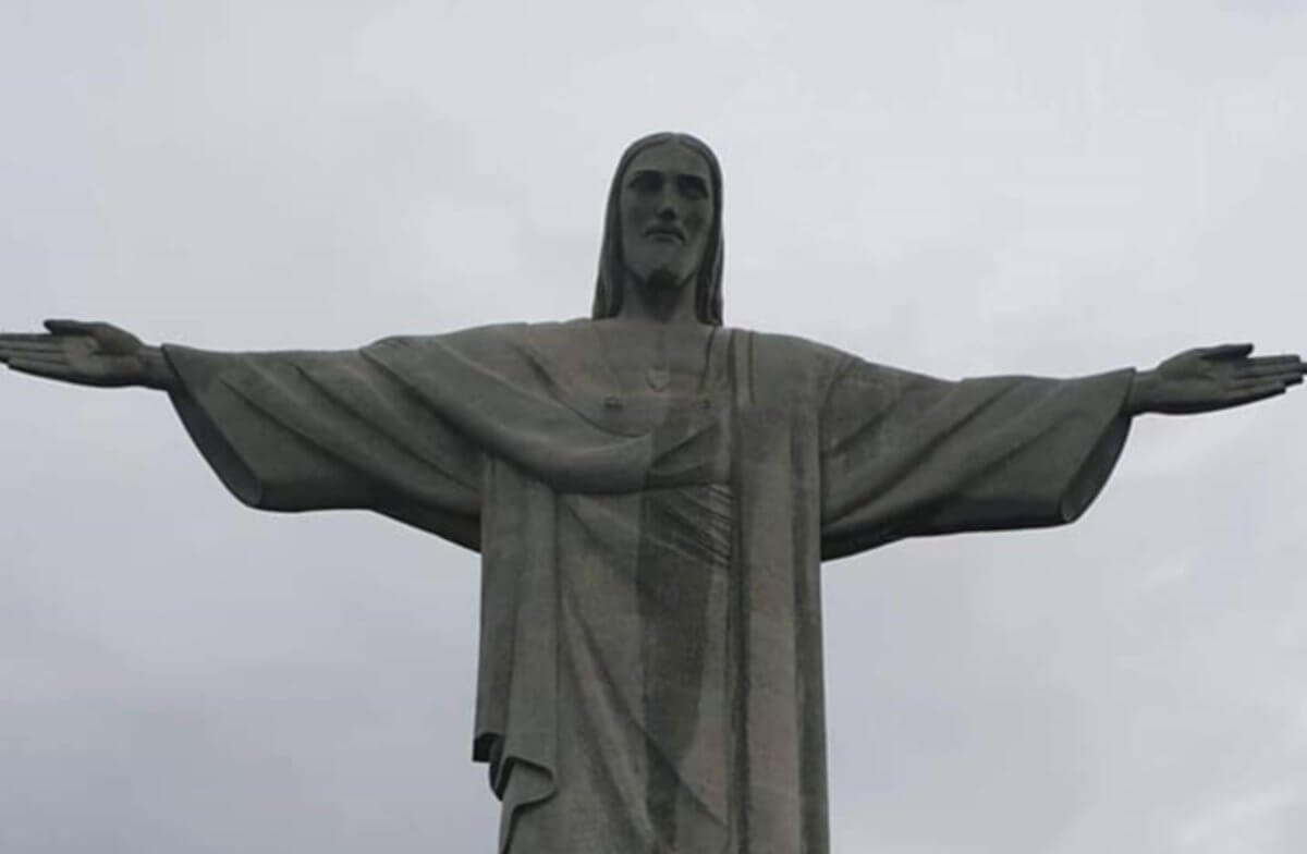 ΑΕΚ: Στο άγαλμα του Χριστού αντιπροσωπεία των “κιτρινόμαυρων”! pics
