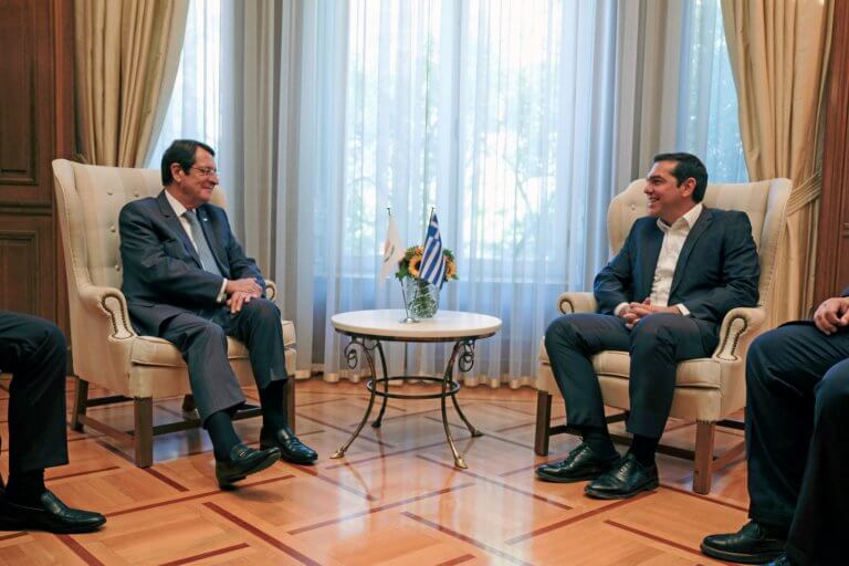 Τηλεφωνική επικοινωνία Τσίπρα – Αναστασιάδη | Newsit.gr Τηλεφωνική επικοινωνία Τσίπρα – Αναστασιάδη | Newsit.gr
