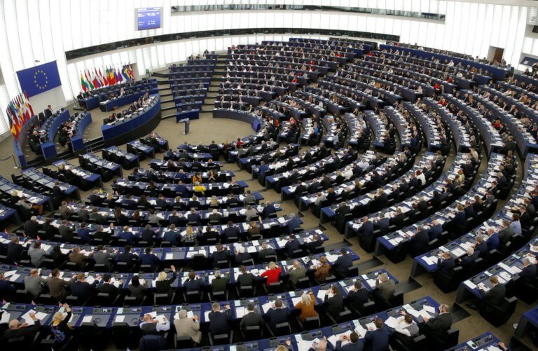 Δημοσκόπηση – Ευρωεκλογές: Η κεντροδεξιά πρώτη στην ΕΕ, ανεβαίνει πολύ η ακροδεξιά | Newsit.gr Δημοσκόπηση – Ευρωεκλογές: Η κεντροδεξιά πρώτη στην ΕΕ, ανεβαίνει πολύ η ακροδεξιά | Newsit.gr