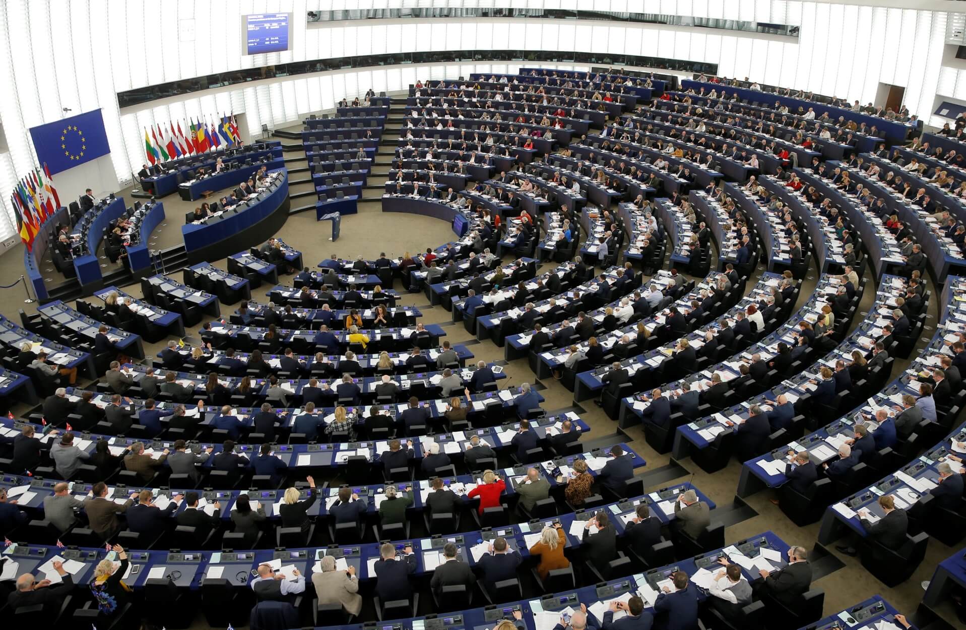 Δημοσκόπηση – Ευρωεκλογές: Η κεντροδεξιά πρώτη στην ΕΕ, ανεβαίνει πολύ η ακροδεξιά