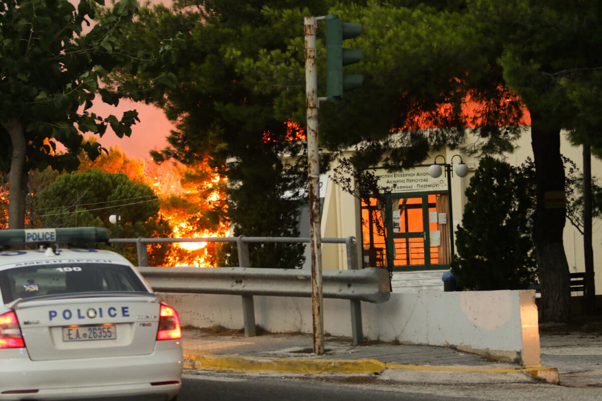 Συγκλονιστικό ντοκουμέντο – Οι συνομιλίες των αστυνομικών την ώρα της καταστροφής στο Μάτι