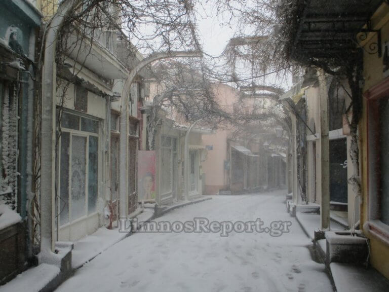 Καιρός: Χιονοθύελλα στη Λήμνο – Ξεριζώθηκαν δέντρα στη Μύρινα – video | Newsit.gr Καιρός: Χιονοθύελλα στη Λήμνο – Ξεριζώθηκαν δέντρα στη Μύρινα – video | Newsit.gr