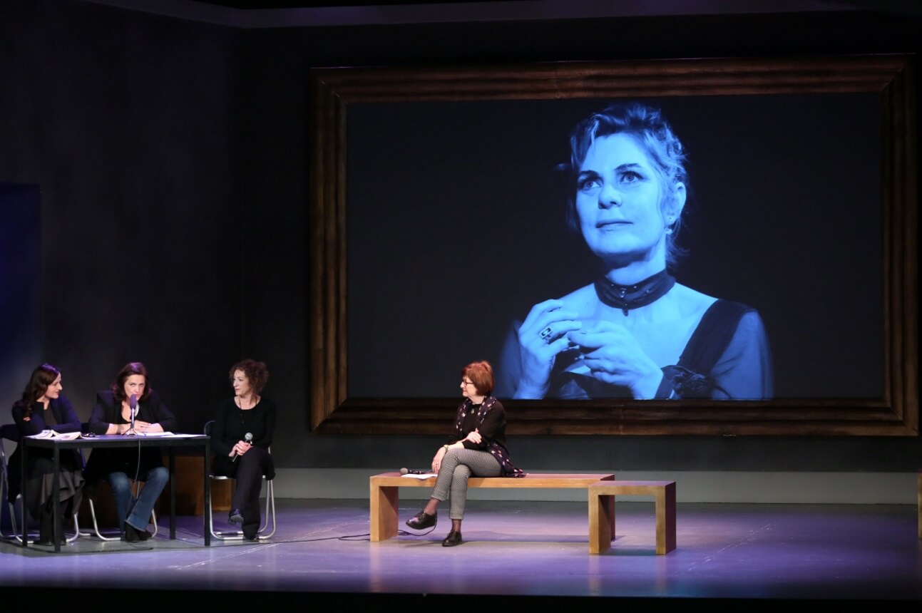 Χρύσα Σπηλιώτη: Οι συνάδελφοί της δεν ξέχασαν την ηθοποιό που χάθηκε στο Μάτι! Φωτογραφίες από την εκδήλωση στη μνήμη της