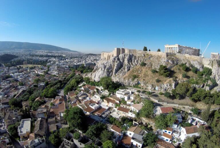 Αναφιώτικα: Ένα «νησάκι» με 45 σπίτια στα πόδια της Ακρόπολης | Newsit.gr Αναφιώτικα: Ένα «νησάκι» με 45 σπίτια στα πόδια της Ακρόπολης | Newsit.gr