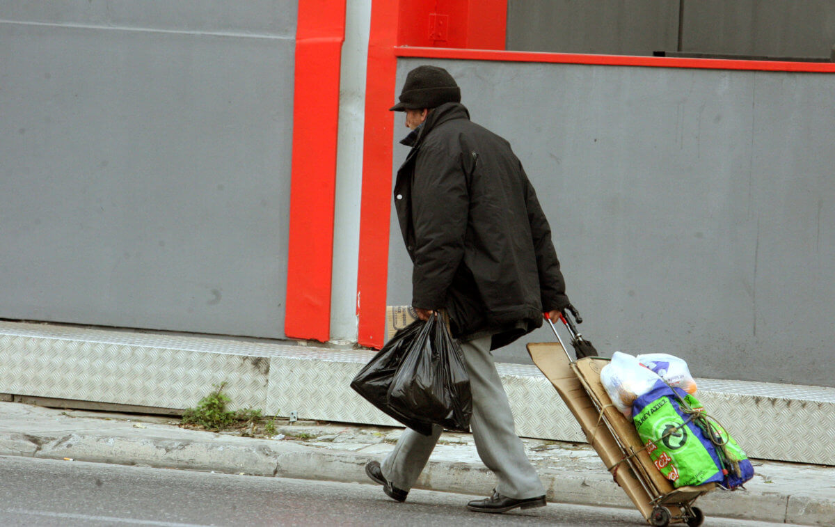 Πειραιάς: Οι θερμαινόμενοι χώροι ενόψει του ψύχους