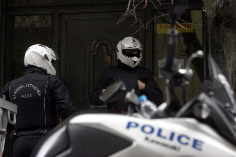“Σφαγείο” το κέντρο της Αθήνας – Άγριες συμπλοκές με τέσσερις τραυματίες | Newsit.gr “Σφαγείο” το κέντρο της Αθήνας – Άγριες συμπλοκές με τέσσερις τραυματίες | Newsit.gr