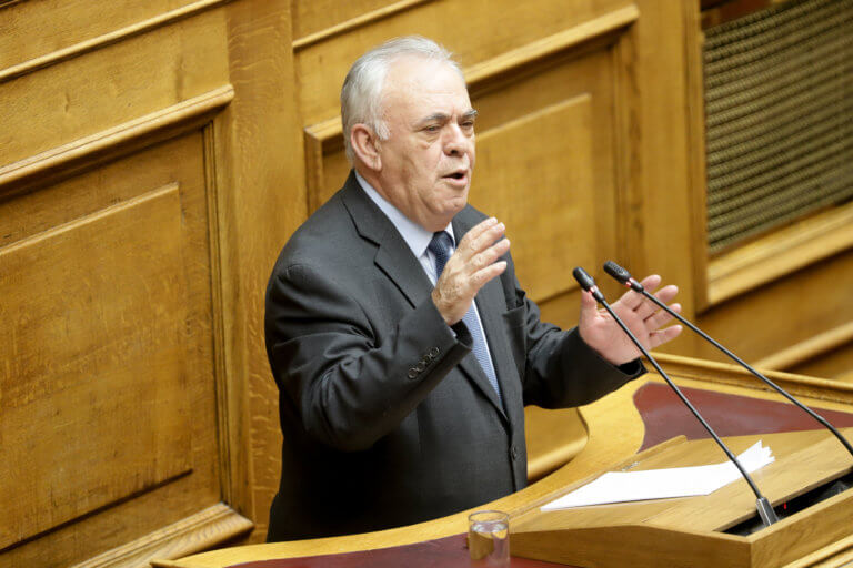 Δραγασάκης: Διευκρινίσεις για την… βόμβα με την ανακεφαλαιοποίηση των τραπεζών | Newsit.gr Δραγασάκης: Διευκρινίσεις για την… βόμβα με την ανακεφαλαιοποίηση των τραπεζών | Newsit.gr