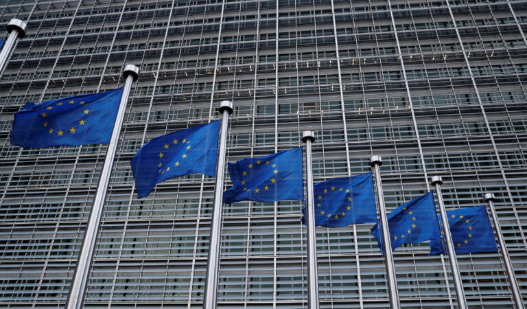 23 χώρες πρόσθεσε η ΕΕ στη μαύρη λίστα για ξέπλυμα χρήματος